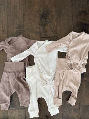 H&M Kids Ribbed 3-Piece Matching Set in Mauve, Cream, and Light Brown